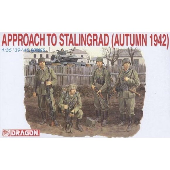 Dragon Approach to Stalingrad Autumn 1942 German Soldiers Set of 4 Must Build - Picture 1 of 1
